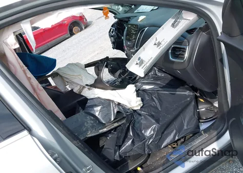 2019 Chevrolet Equinox Premier z USA, uszkodzony, nr VIN 2GNAXYEX6K6149633